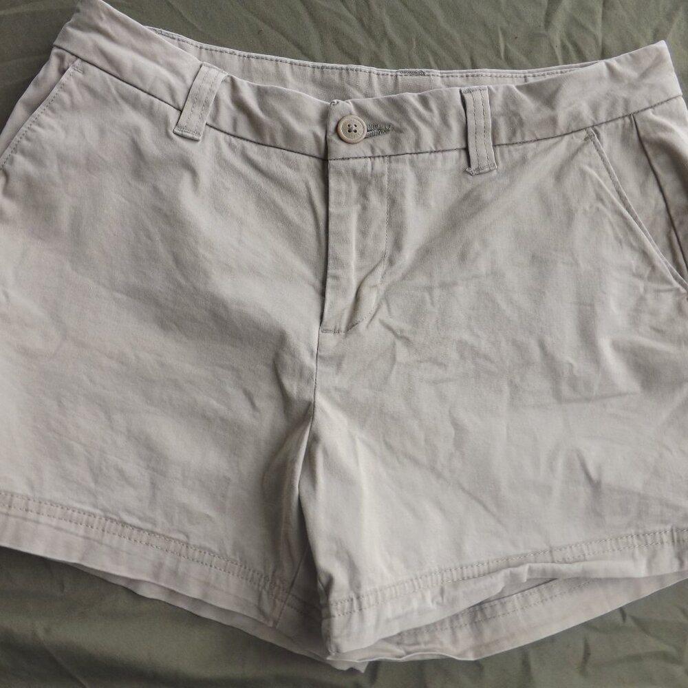 Magellan Outdoors Happy Camper Khaki Shorts Tan Hiking Cotton Size 6